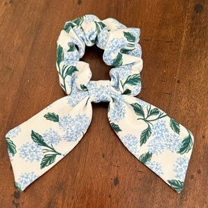 NWOT Rifle Paper Co. Hydrangea Scrunchie